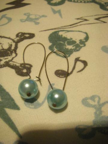 Daiktas zydri bumbuliukai auskarai