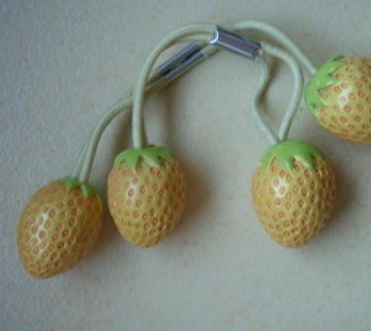 Daiktas Gumytės geltonos braškytės;D