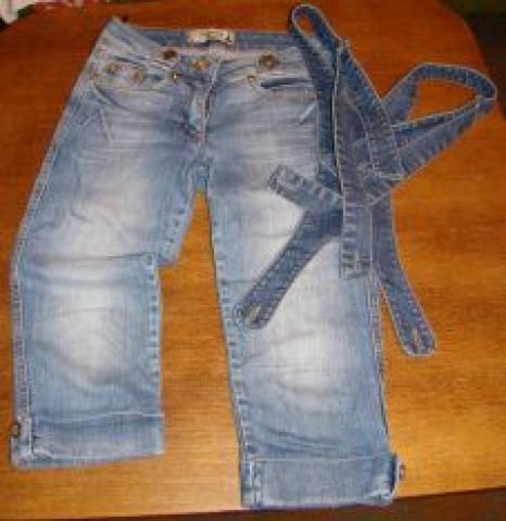 Daiktas Džinsiniai bridžai su prisegamom petnešom (36)