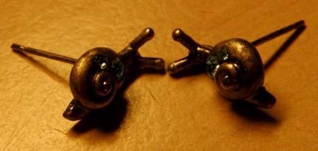 Daiktas auskarai sraige