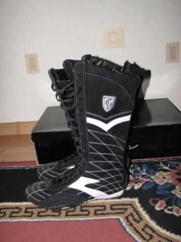 Daiktas Ilgi sportinio tipo batai