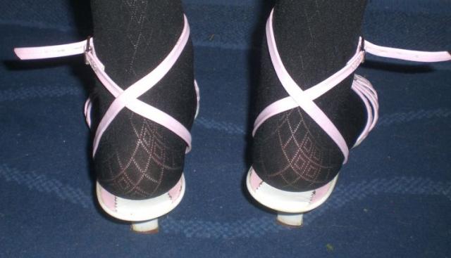 Daiktas rozines basutes 40