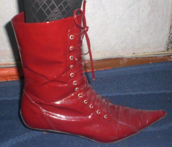 Daiktas Raudoni batai 39
