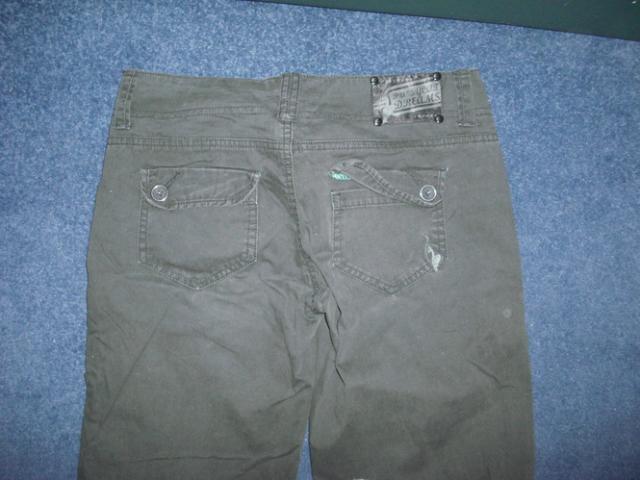 Daiktas juodos kelnės