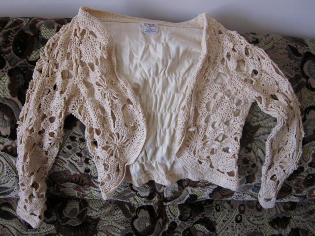 Daiktas geltonas nertas svarkelis