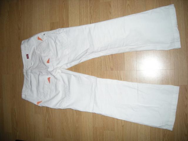 Daiktas Moteriskos kelnes s d