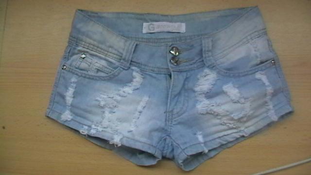 Daiktas Labai gražūs šortukai :)