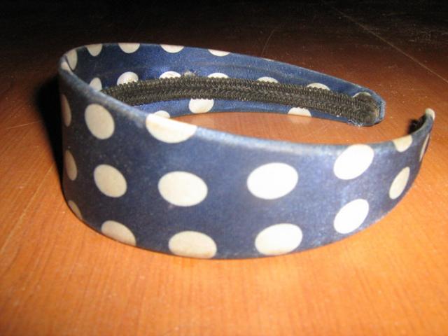 Daiktas lankelis plaukams