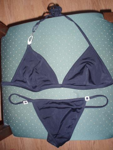 Daiktas Juodas maudymukas su stringais