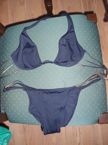 Daiktas Juodas maudymukas