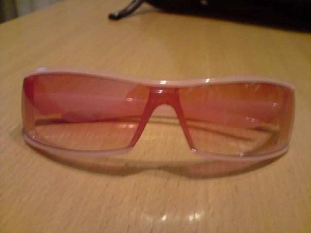 Daiktas ruzavi akiniai