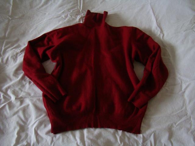Daiktas Raudonas megztukas (M-L)
