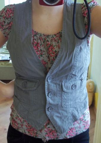 Daiktas Pilka liemenė