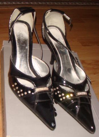 Daiktas Juodi bateliai