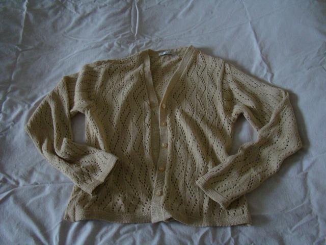 Daiktas Smėlio spalvos megztukas (40-42)