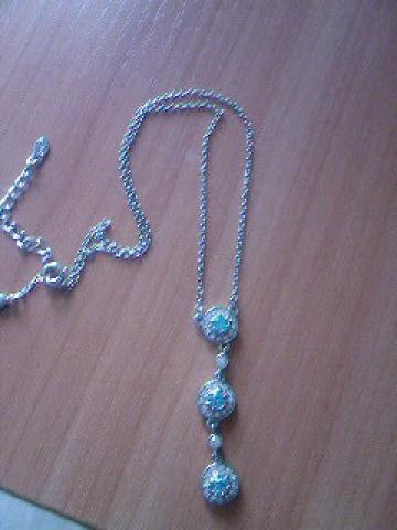 Daiktas grandinele su pakabuciu