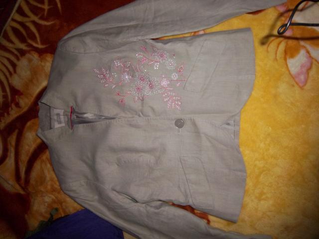 Daiktas labai dailus svarkelis Next