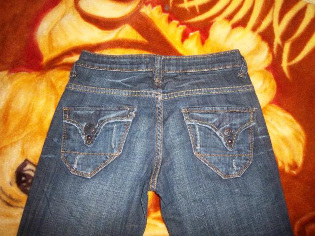 Daiktas dzinsiukai beveik nauji