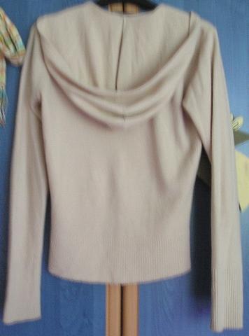 Daiktas megztukas-dzemperis