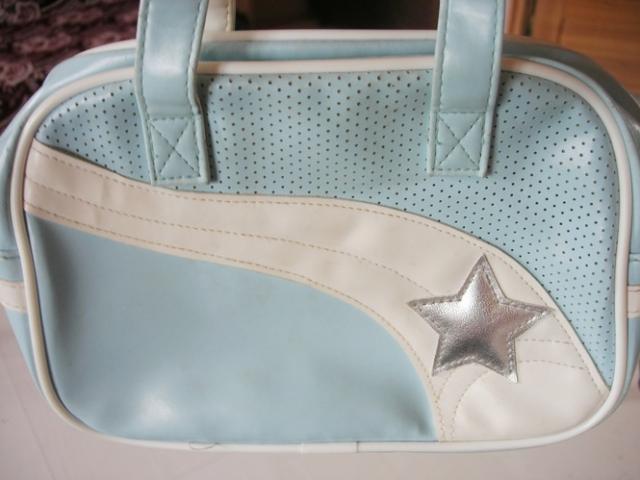 Daiktas žydra tašyte