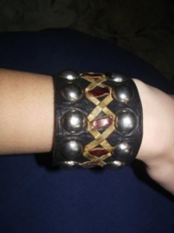 Daiktas ranku darbo apyranke