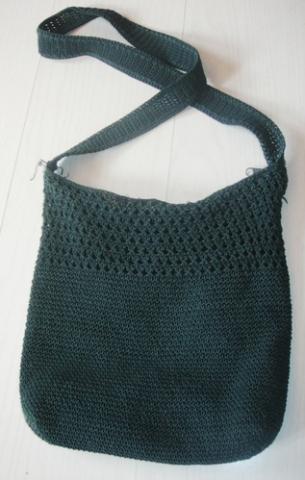 Daiktas tašė per petį