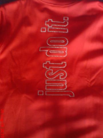 Daiktas nike bliuzonas