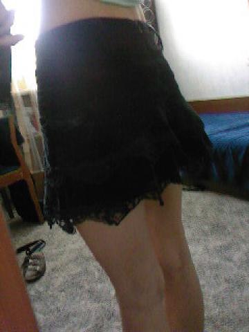 Daiktas juodas sijonukas 