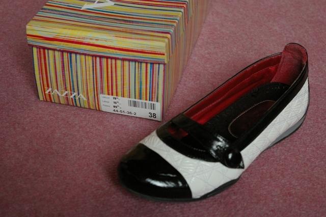 Daiktas beveik nauji ZAZZA bateliai 38