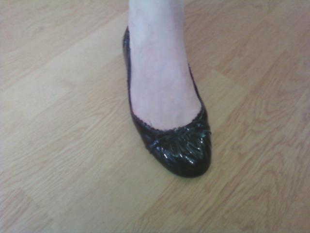 Daiktas lakuoti bateliai