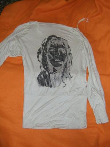 Daiktas suknele maike