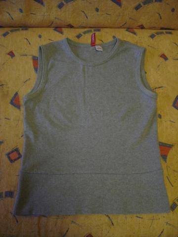 Daiktas pilka palaidinė