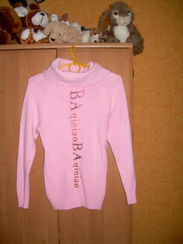 Daiktas rožinis megztinis