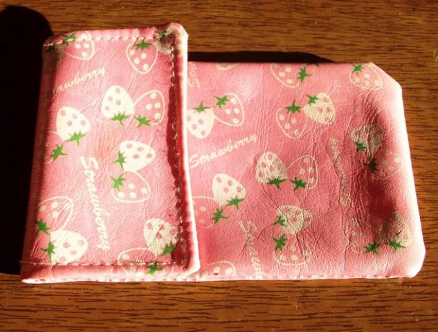 Daiktas Smagus rožinis telefono įdėkliukas