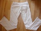 Daiktas baltos velvetinės kelnės žemu liemeniu