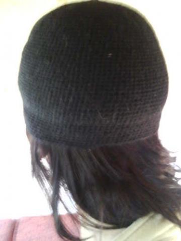 Daiktas nerta juoda kepure