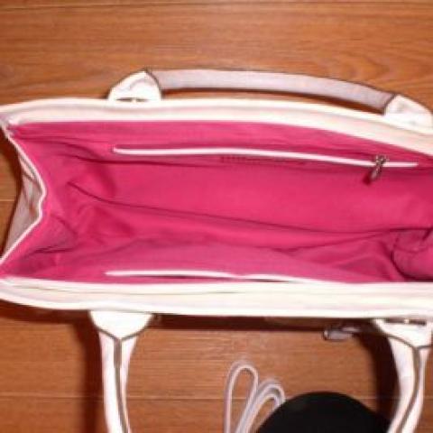 Daiktas Balta rankinė