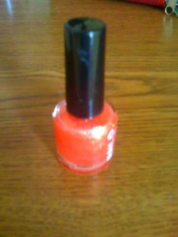 Daiktas blizgantis nagu lakas