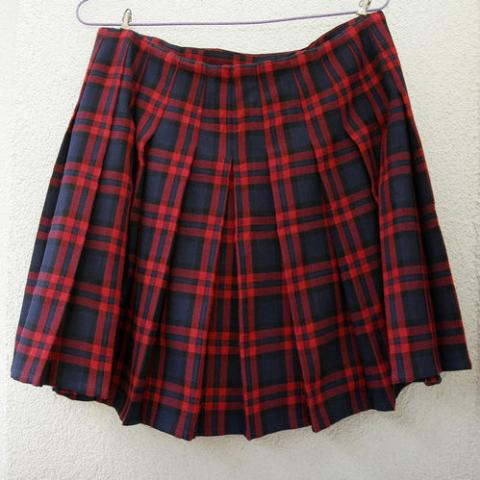 Daiktas Raudonas sijonas