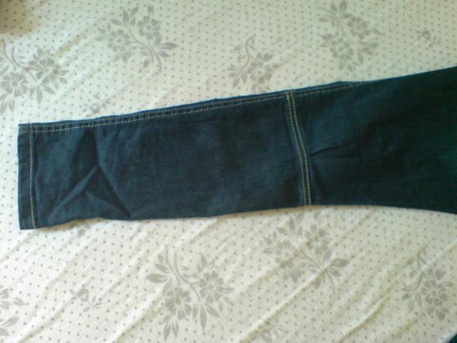 Daiktas bershka dzinsai