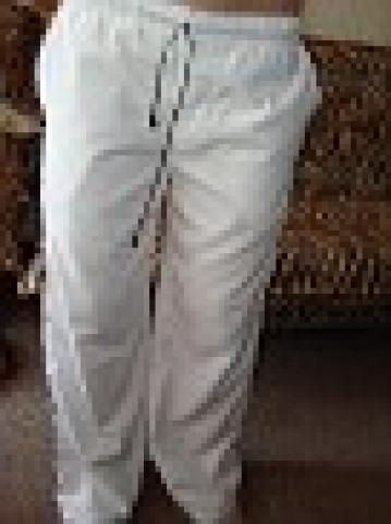 Daiktas sportines kelnes