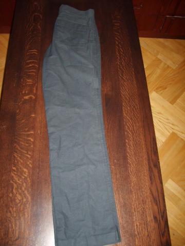Daiktas kelnes :)