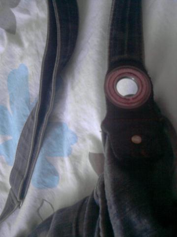 Daiktas dzhinsine tashe