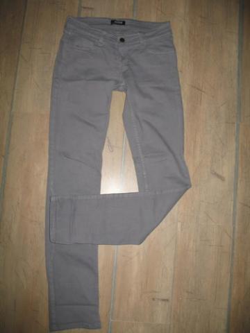 Daiktas pilki MORGAN dzinsai