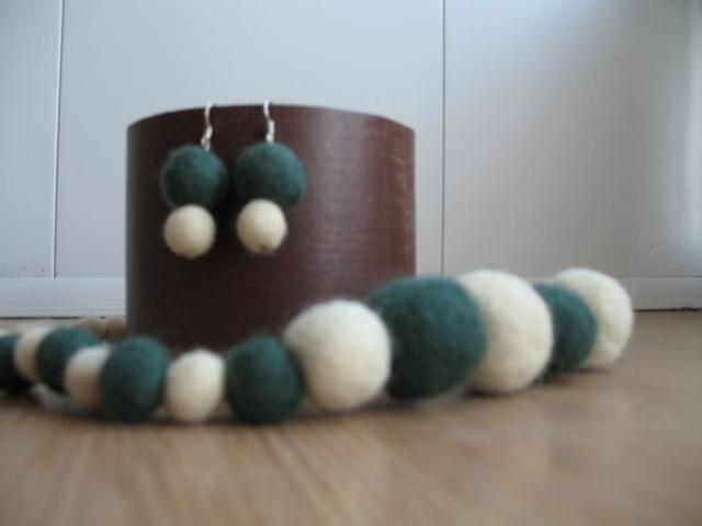 Daiktas rinkinukas is vilnos