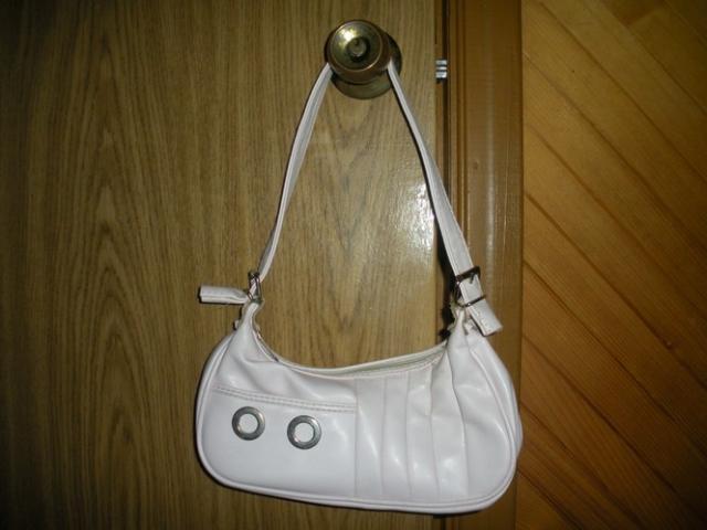 Daiktas maža šviesiai rožinė rankinukė