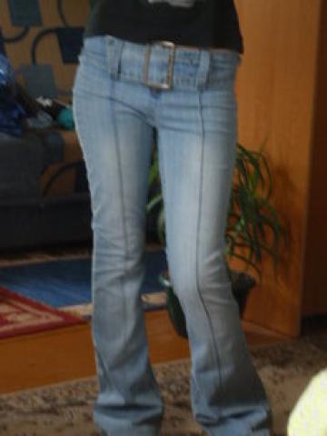 Daiktas sviesus dzinsiukai s 