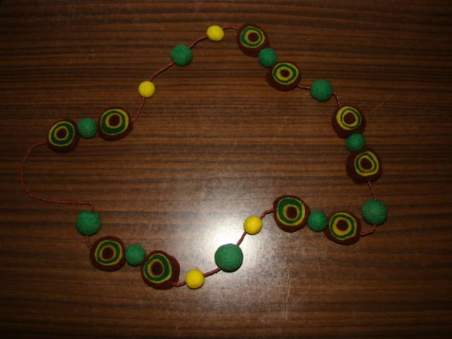 Daiktas veltiniai karoliai