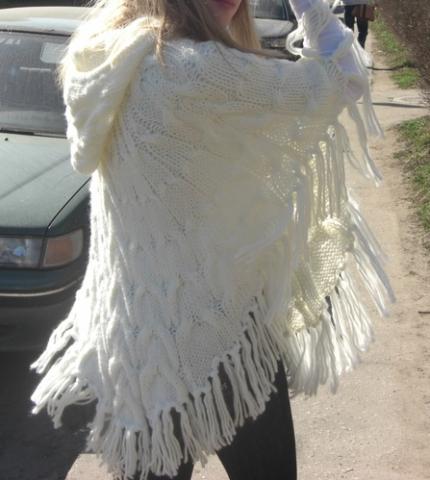 Daiktas Baltas Pončo