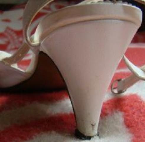 Daiktas Baltos basutės (37-38)